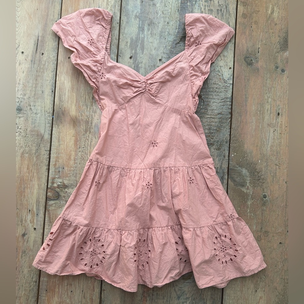 Elegant Pink Sleeveless Dress
